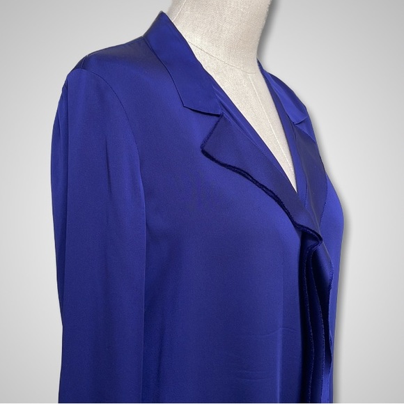 { Elie Tahari } - Silk Contour Shirt - Picture 3 of 4